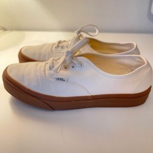 Vans Authentic Marshmallow/Gum Bottom (M7.5/W9)